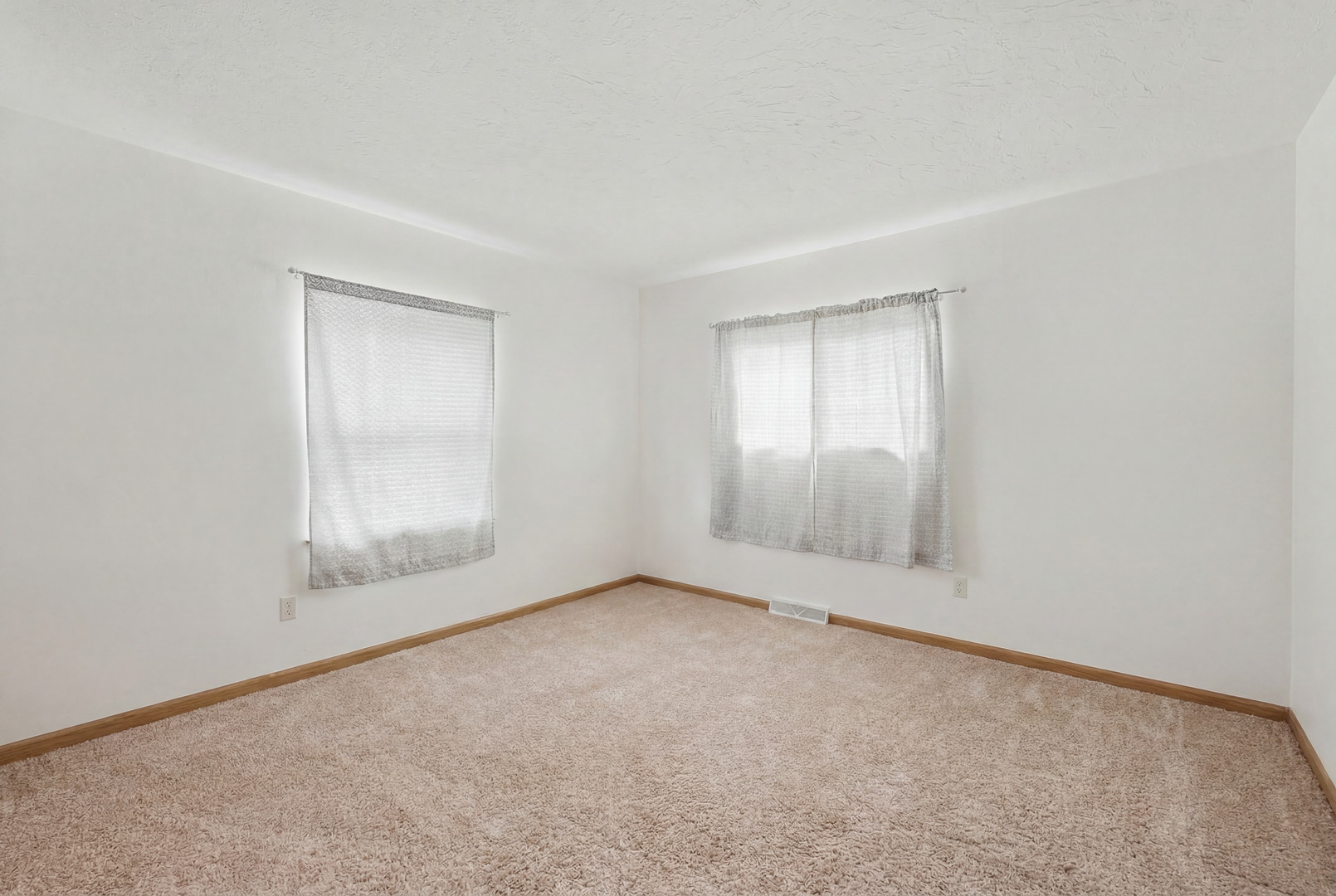 2808 West 3rd Street Coal Valley, IL 61240 - Photo 11 of 19