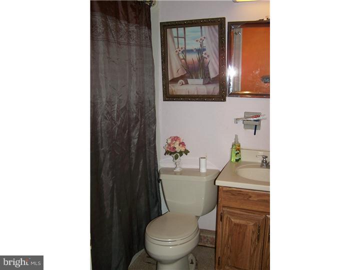 916 Andover Road Lansdale, PA 19446 - Photo 10 of 11 Gallery Image 10