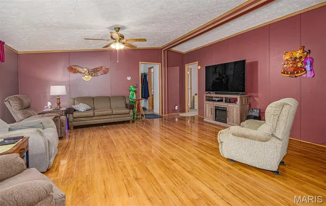 $324,000 | 16807 East Kendall Road, Mount Vernon, IL 62864