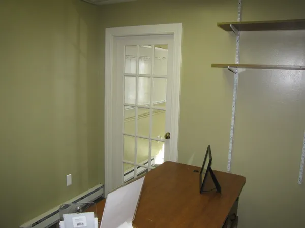 $800 | 1100 Valley Street, Manchester, NH 03103