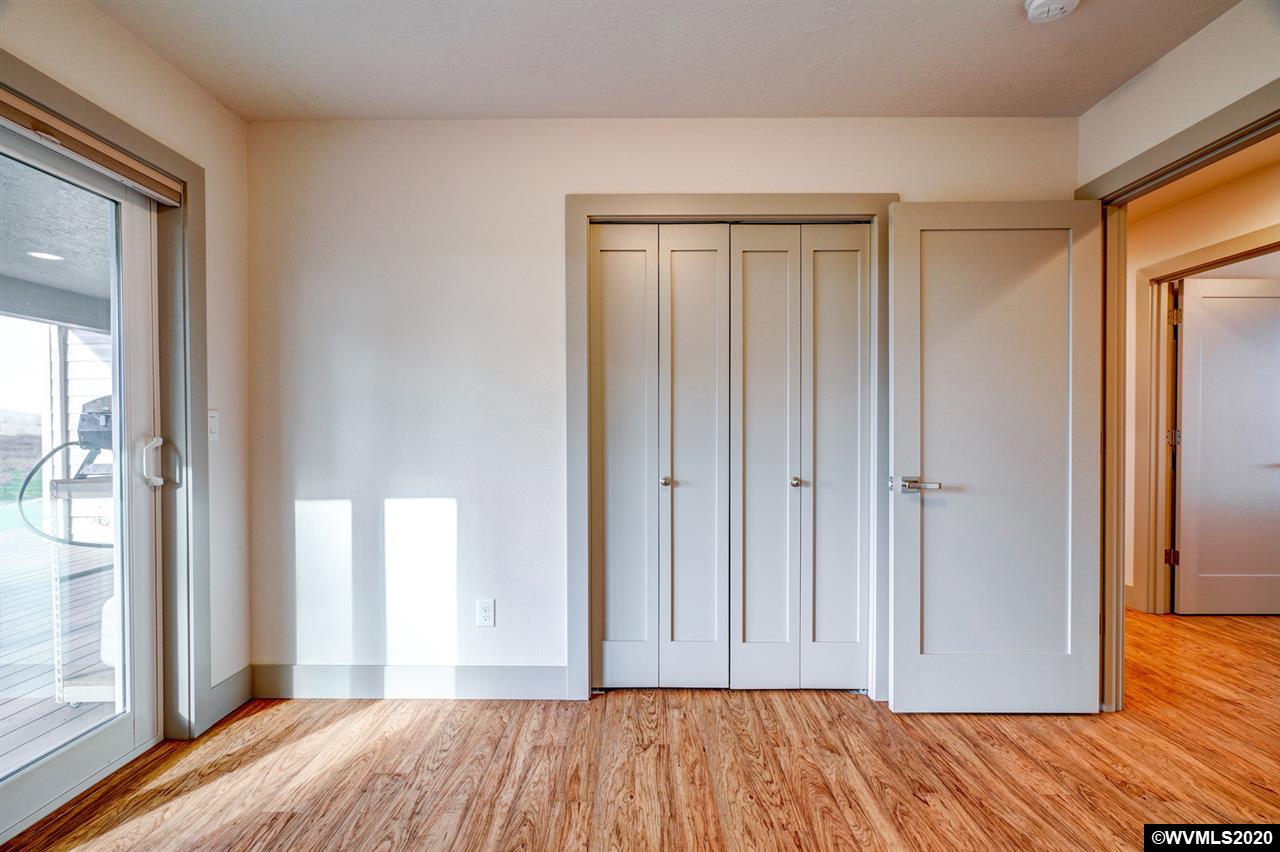 35606 Riverside Drive Albany, OR 97321 - Photo 25 of 42 Gallery Image 25