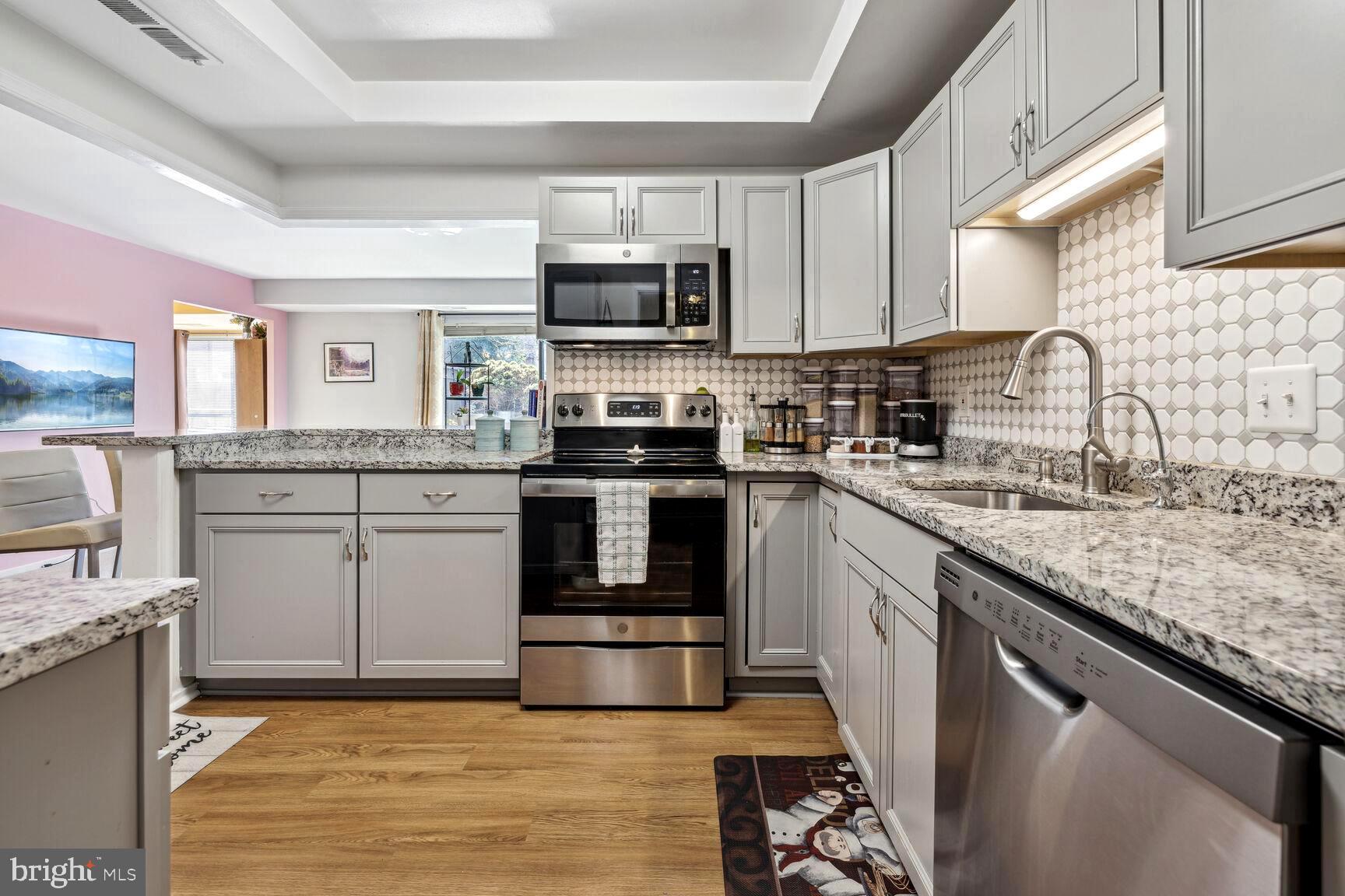 Upgraded Counter tops and backsplash