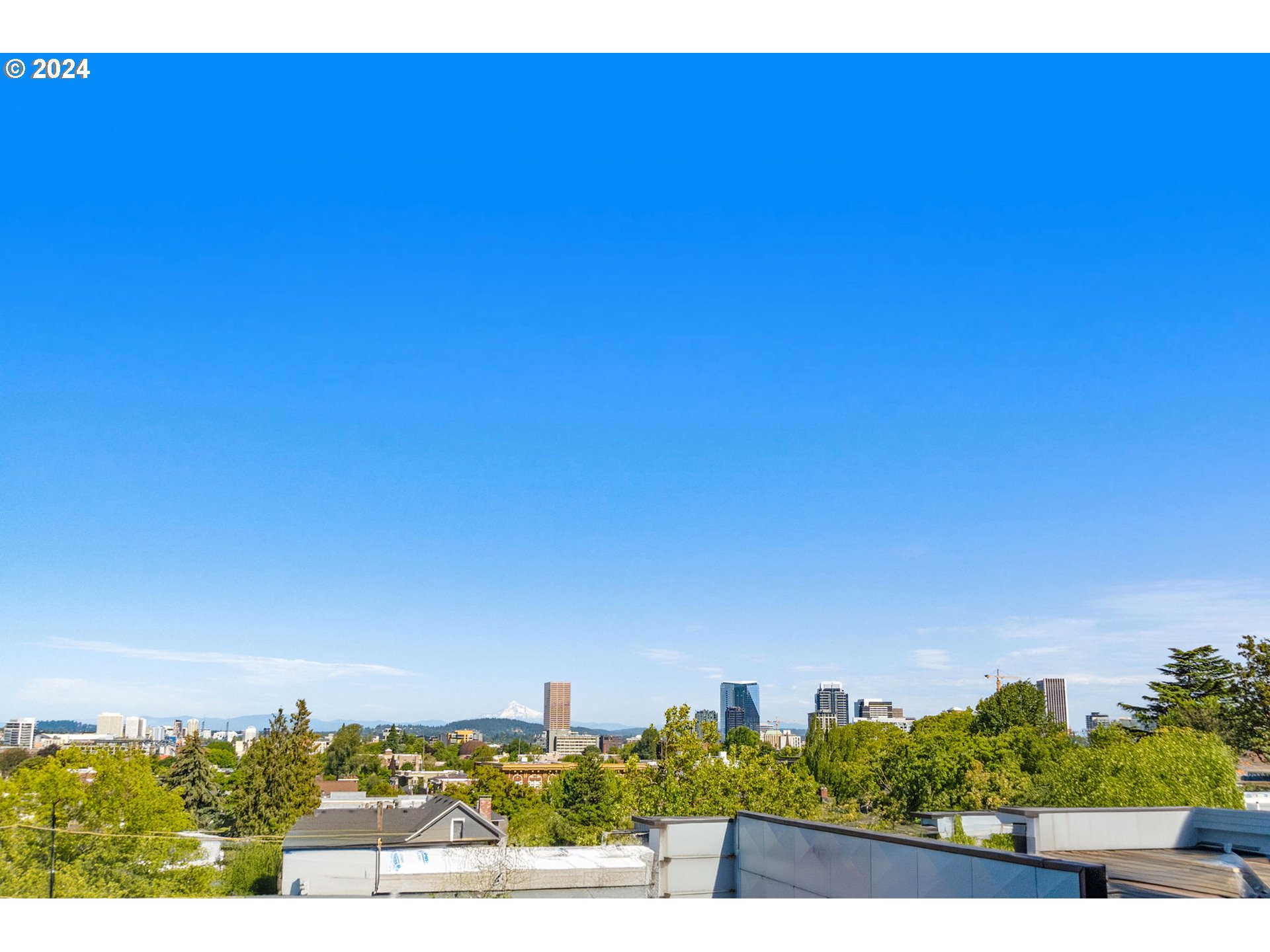 2454 Northwest Westover Road, Unit 104 Portland, OR 97210 - Photo 19 of 30