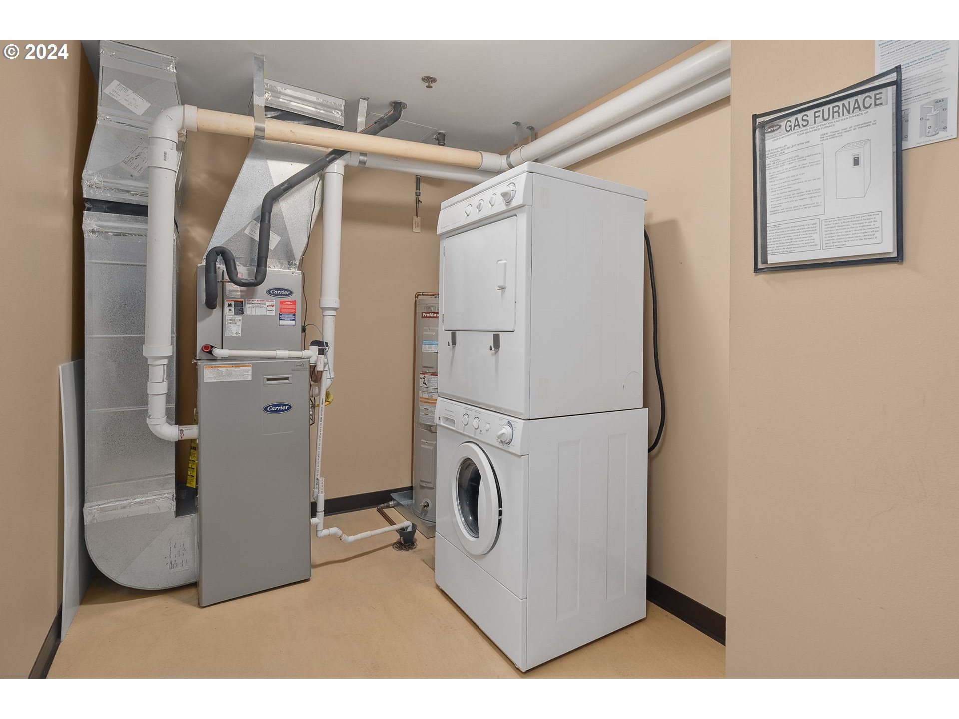 2454 Northwest Westover Road, Unit 104 Portland, OR 97210 - Photo 30 of 30