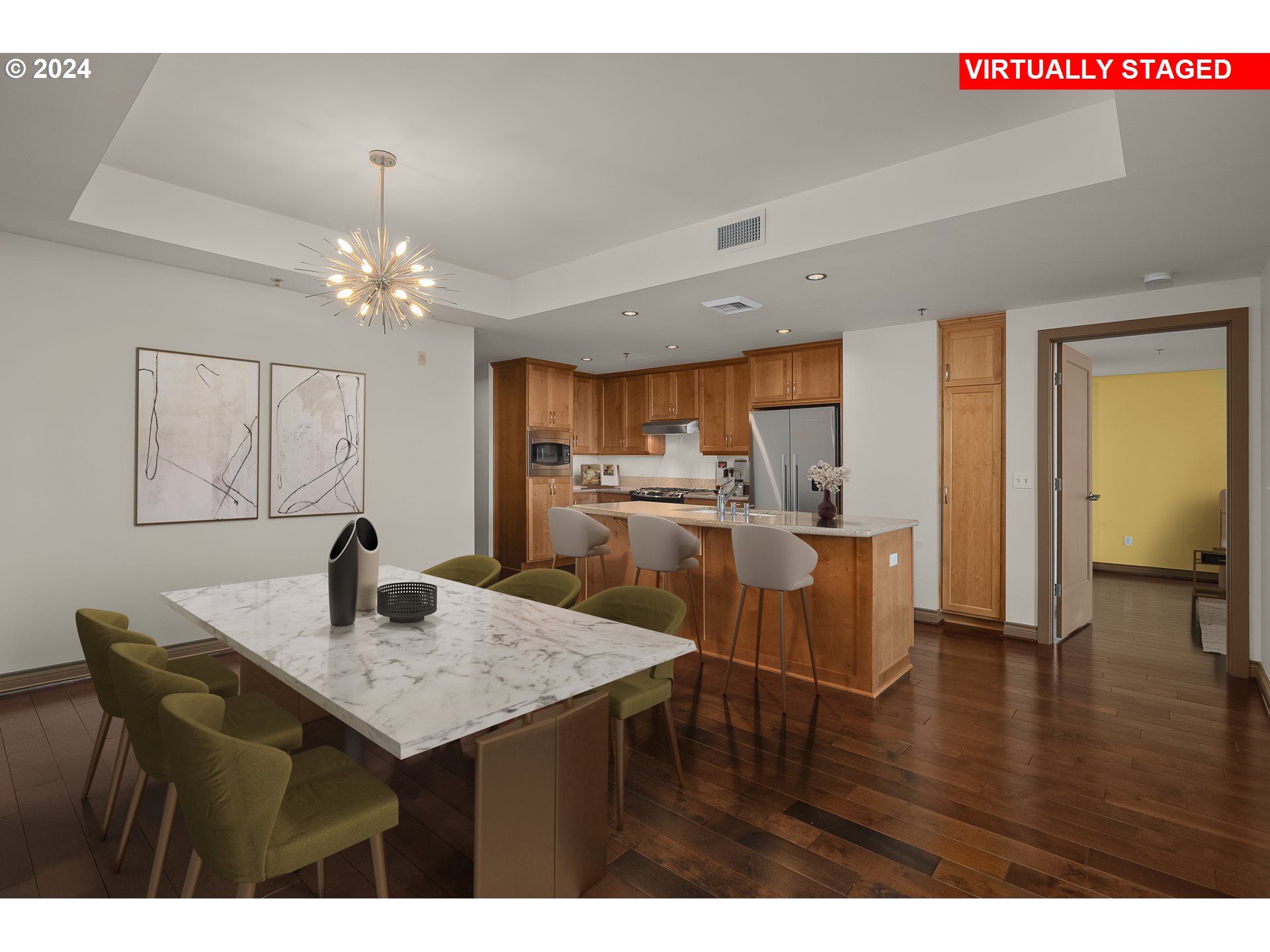 2454 Northwest Westover Road, Unit 104 Portland, OR 97210 - Photo 8 of 30