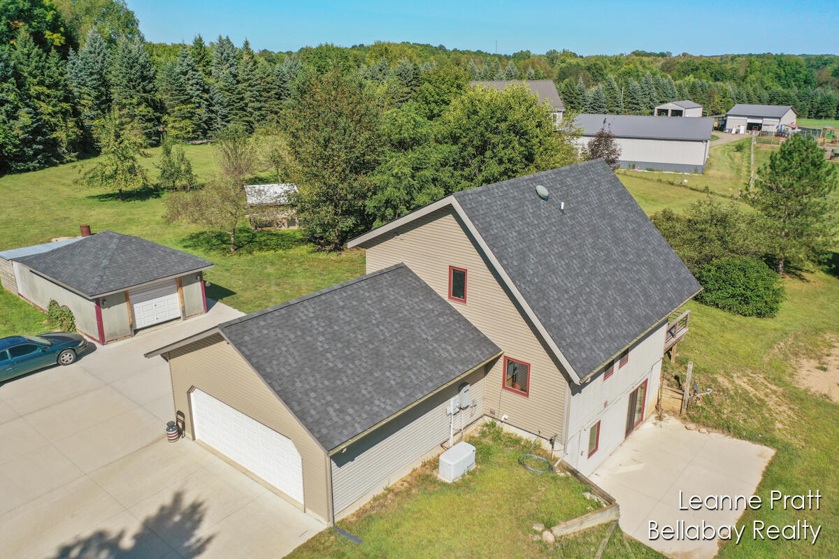 4194 Farrel Road Hastings, MI 49058 - Photo 4 of 41 IMG_1002