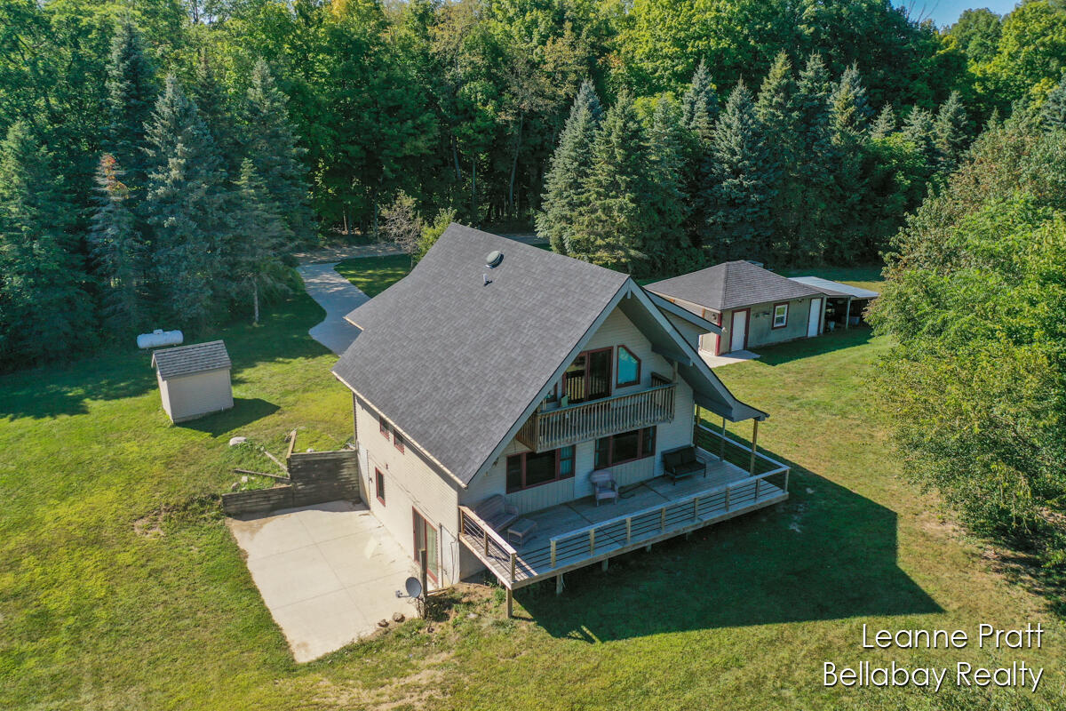 4194 Farrel Road Hastings, MI 49058 - Photo 5 of 41 IMG_1003