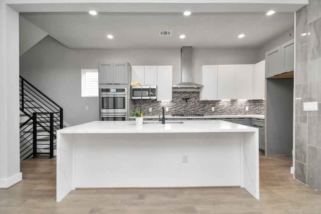 1320 Eberhard Street Houston, TX 77019 - Photo 15 of 45