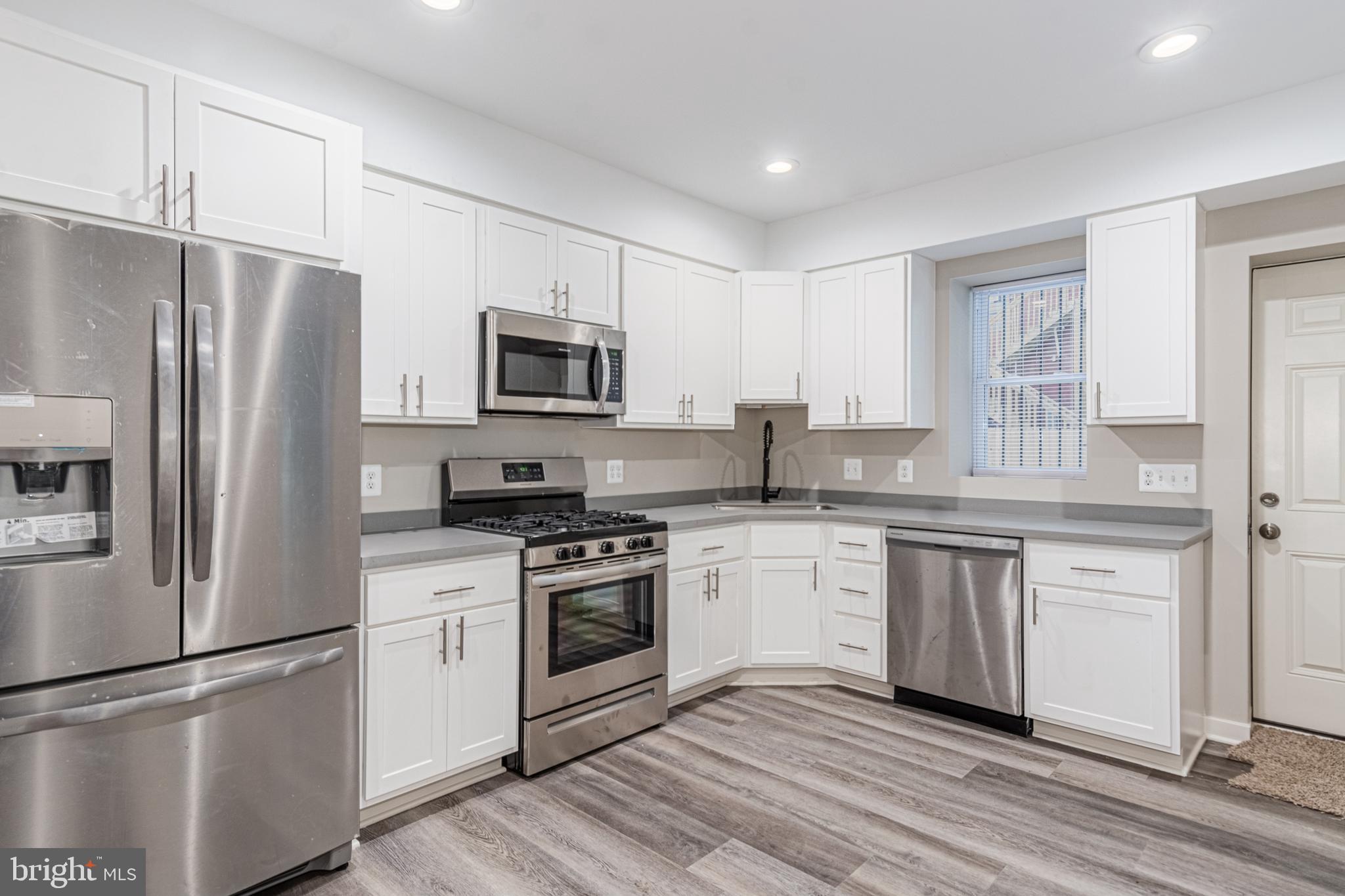 2654 Boone Street Baltimore, MD 21218 - Photo 11 of 30