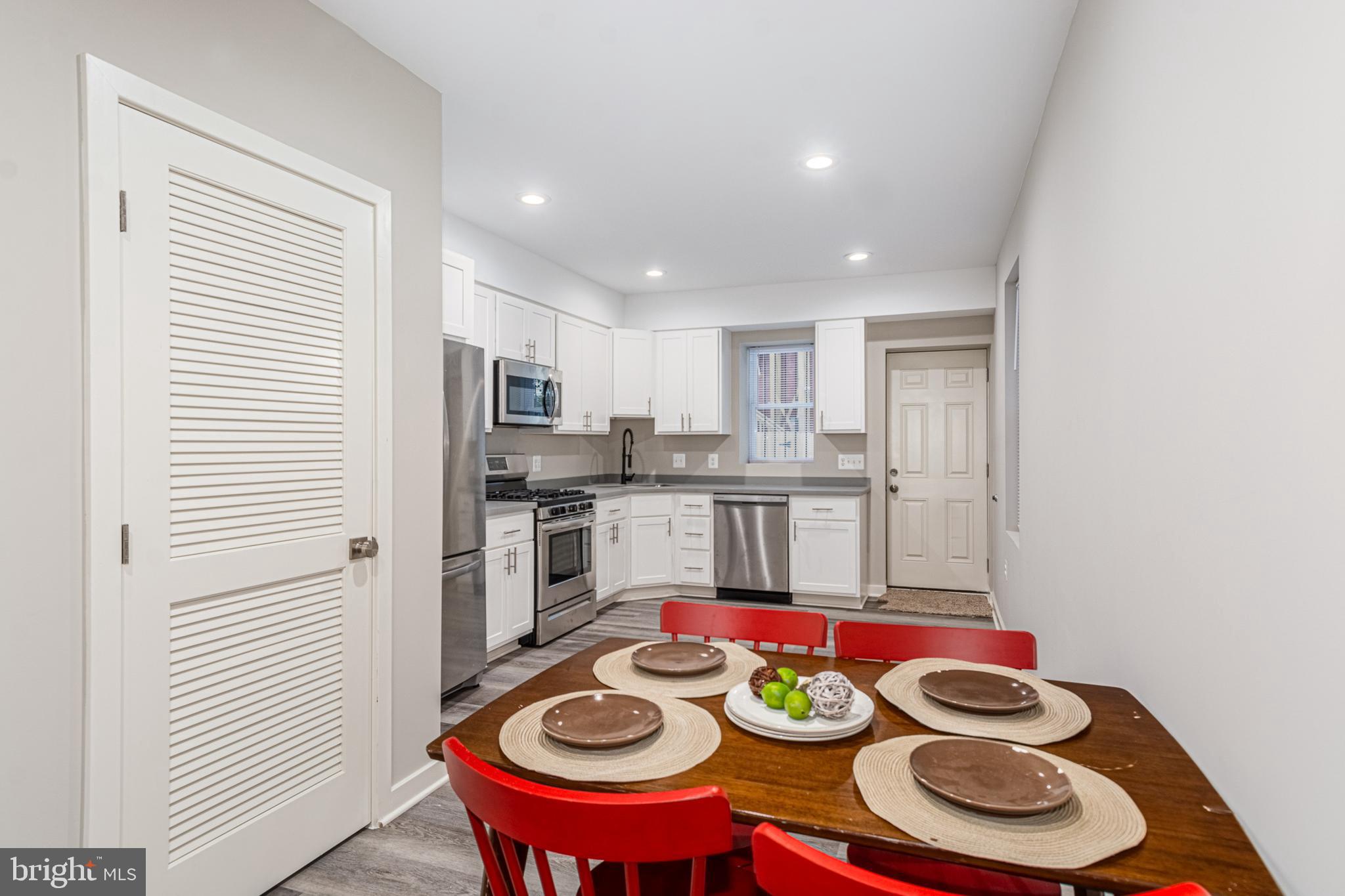 2654 Boone Street Baltimore, MD 21218 - Photo 9 of 30