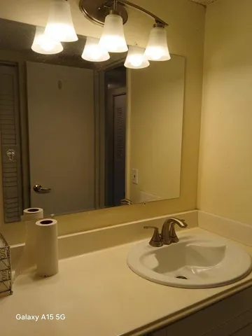 $1,450 | 6300 Northwest 62nd Street, Unit 106, Fort Lauderdale, FL 33319