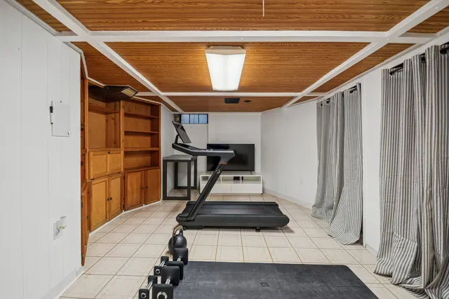 $599,000 | 6319 North Le Mai Avenue, Chicago, IL 60646