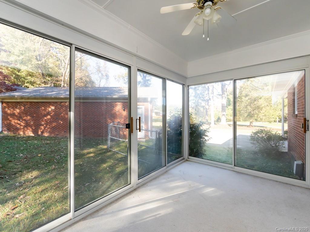 8028 Larkhaven Road Charlotte, NC 28216 - Photo 13 of 30 Gallery Image 13