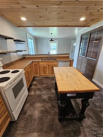 $1,900 | 9782 Highway 12, Denmark, NY 13626