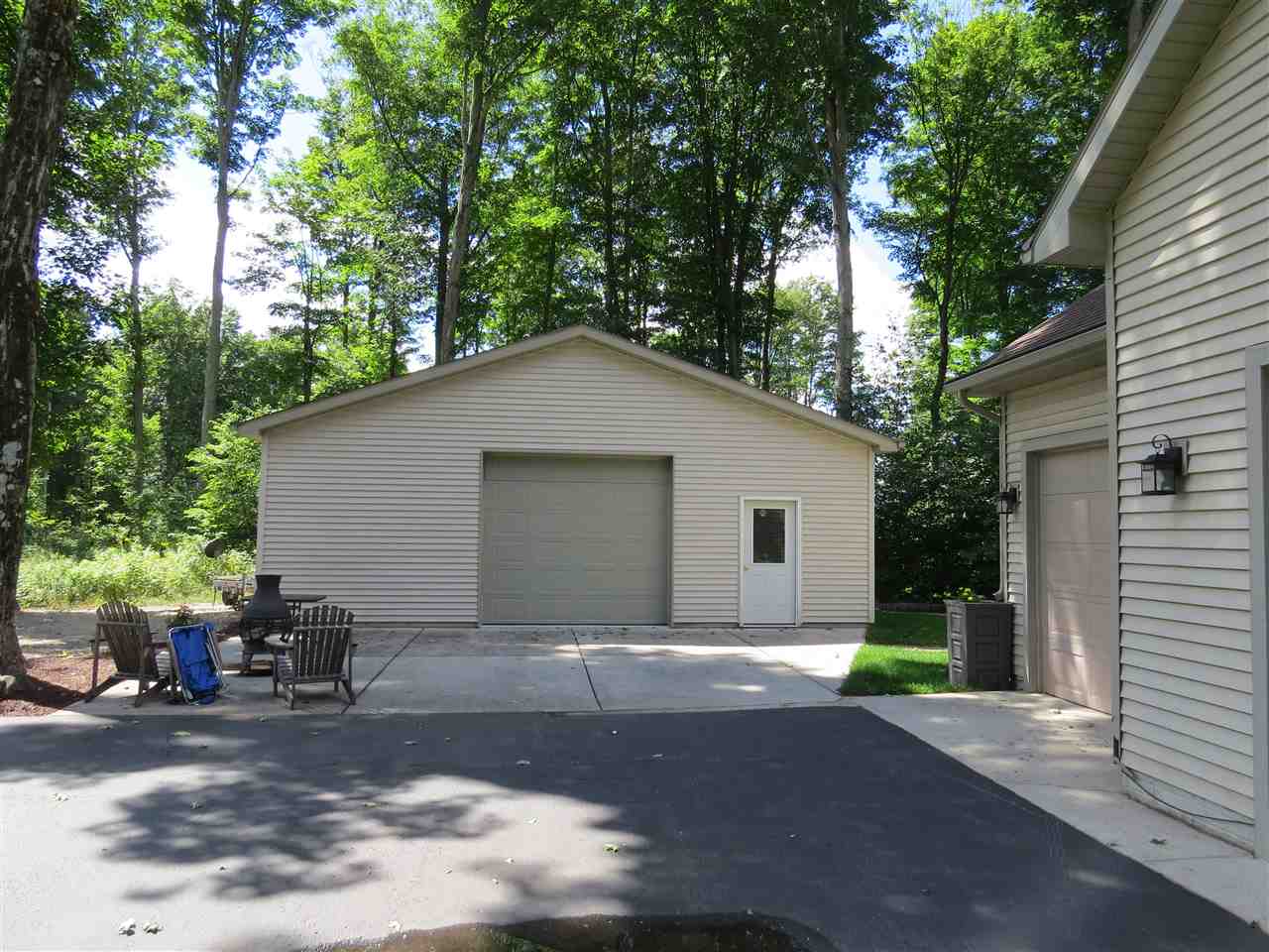 5085 Timber Ridge Drive Kingsley, MI 49649 - Photo 7 of 16 1805201-6.JPG