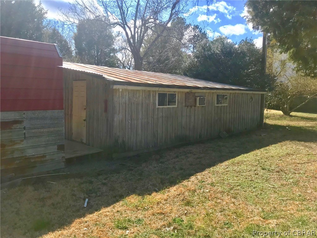 132 Locklies Creek Road Topping, VA 23169 - Photo 24 of 37