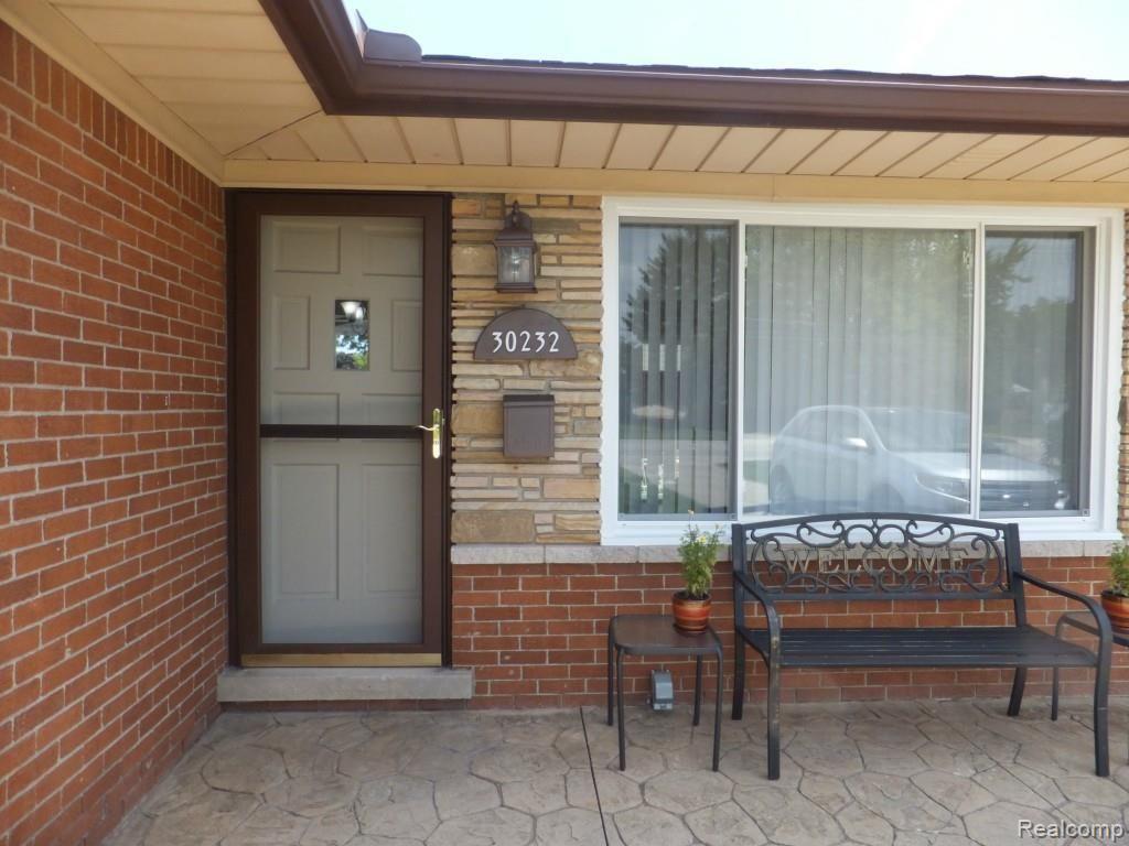 30232 Hayes Road Roseville, MI 48066 - Photo 7 of 88 2014-07-11 001 2014-07-11 151.jpg