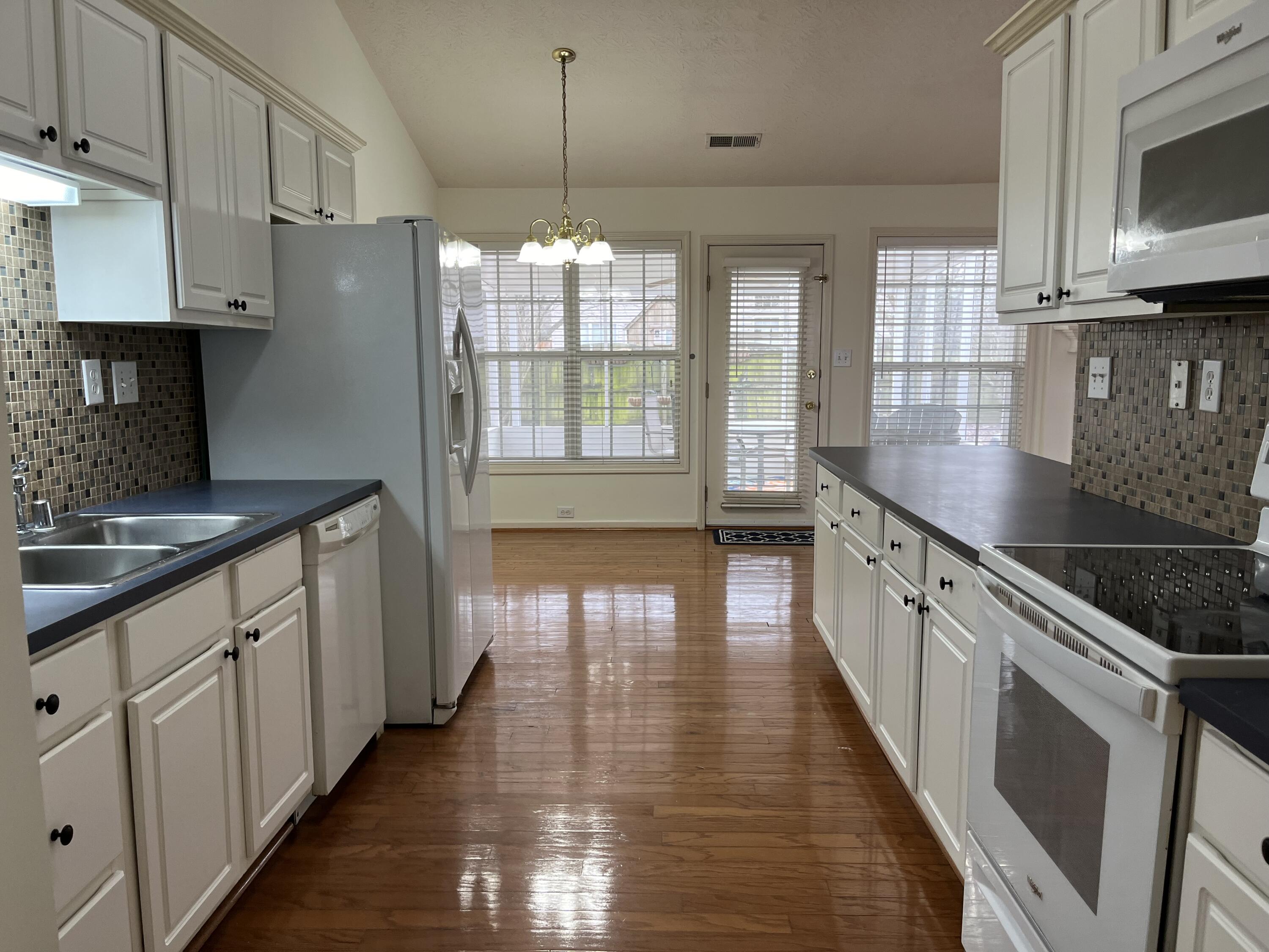 4137 Boone Creek Road Lexington, KY 40509 - Photo 10 of 41 IMG_3348