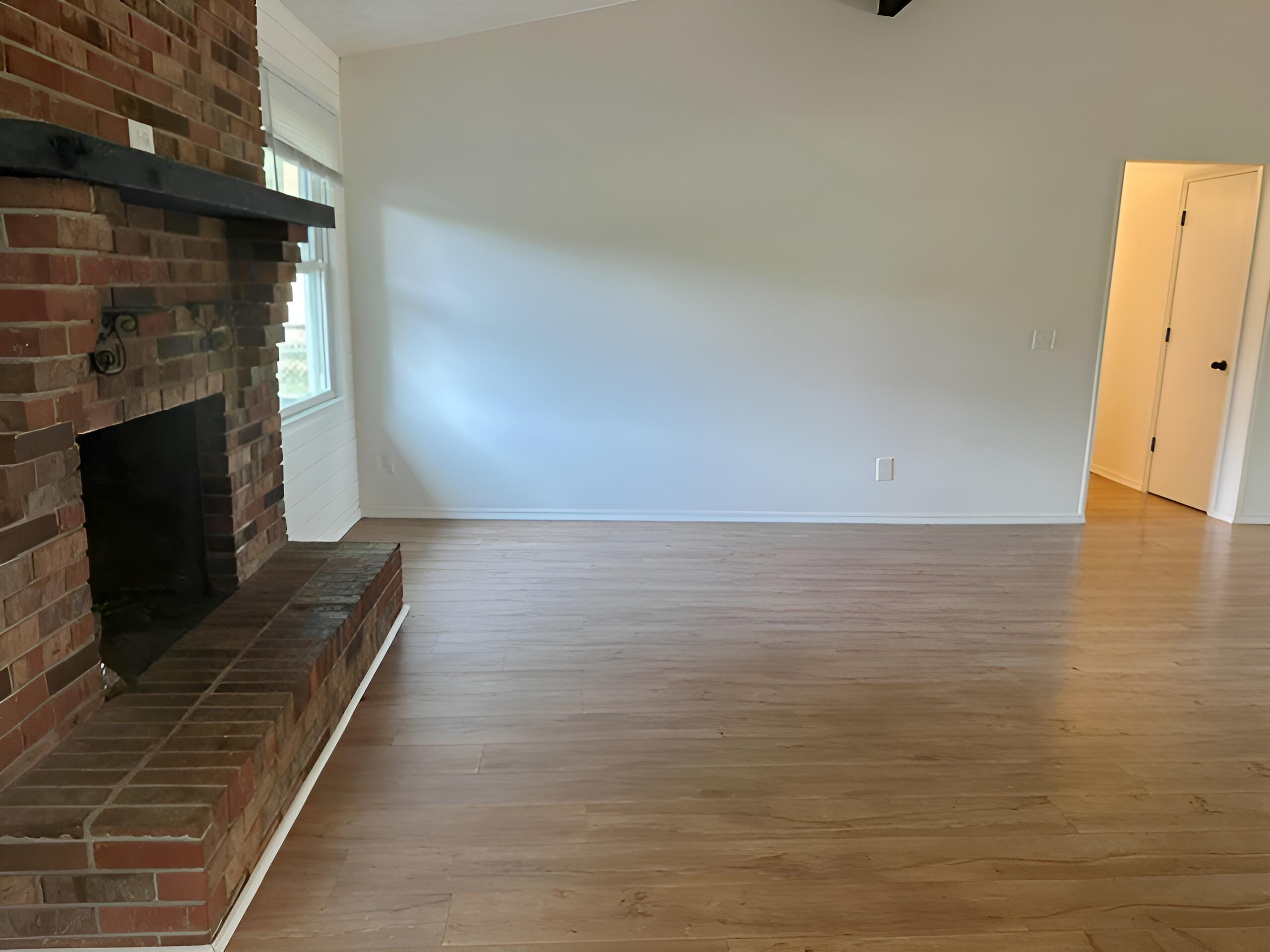 1807 West Swan Street Springfield, MO 65807 - Photo 8 of 24 26