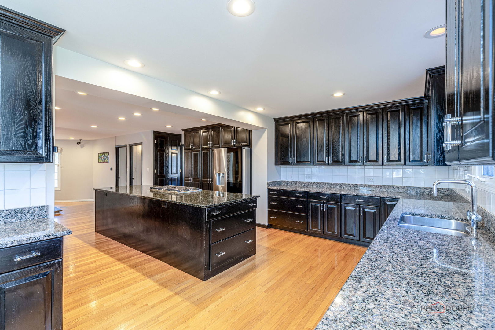 21 North Ridge Road Lake Forest, IL 60045 - Photo 3 of 25