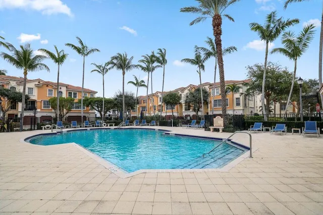 $1,250,000 | 5530 Northeast Trieste Terrace, Unit 5530, Boca Raton, FL 33487