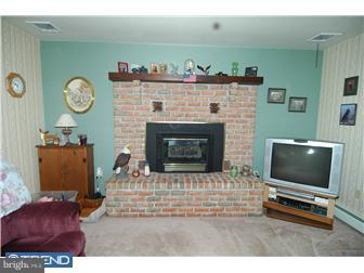 274 Blimline Road Mohnton, PA 19540 - Photo 4 of 12 Living Room