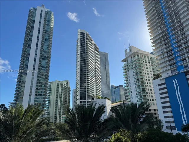 $3,150 | 1155 Brickell Bay Drive, Unit 307, Miami, FL 33131