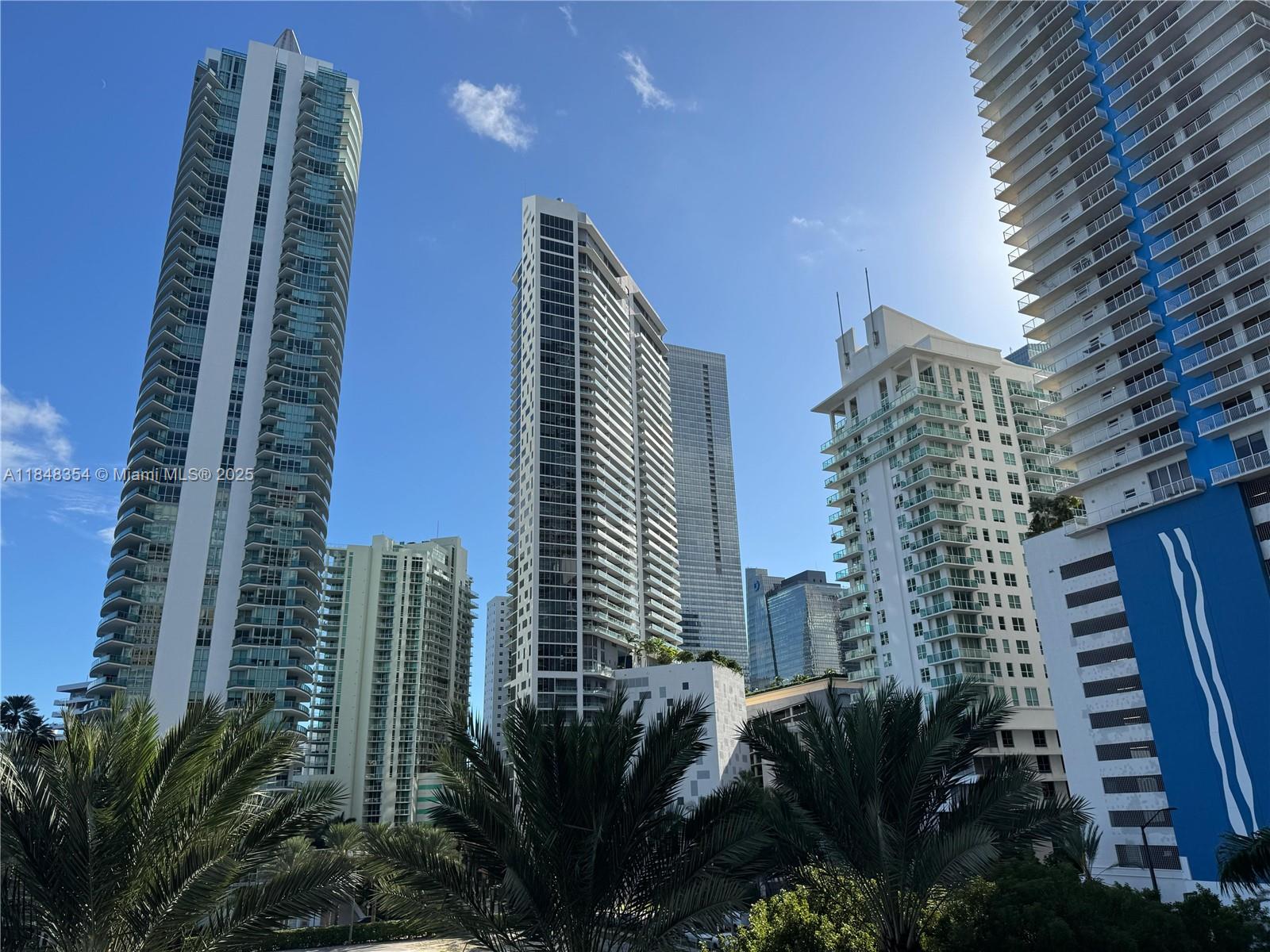 1155 Brickell Bay Drive, Unit 307 Miami, FL 33131 - Photo 23 of 23 a front view of a building