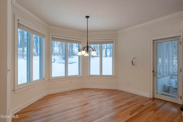 $989,000 | 122 Trask Lane, Stillwater, NY 12170