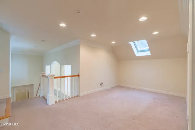 $989,000 | 122 Trask Lane, Stillwater, NY 12170