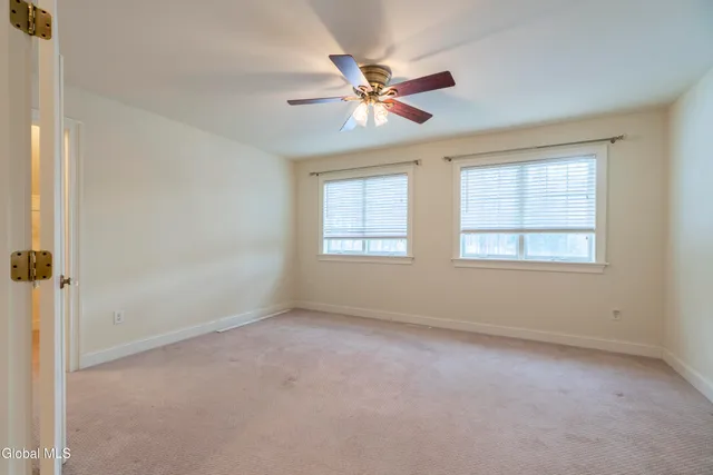 $989,000 | 122 Trask Lane, Stillwater, NY 12170