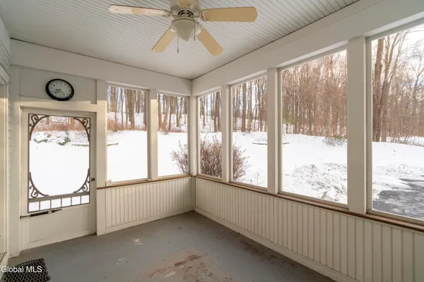 $939,000 | 122 Trask Lane, Stillwater, NY 12170