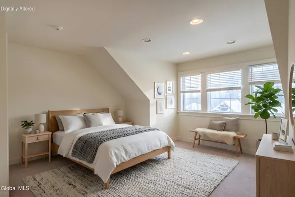 $939,000 | 122 Trask Lane, Stillwater, NY 12170