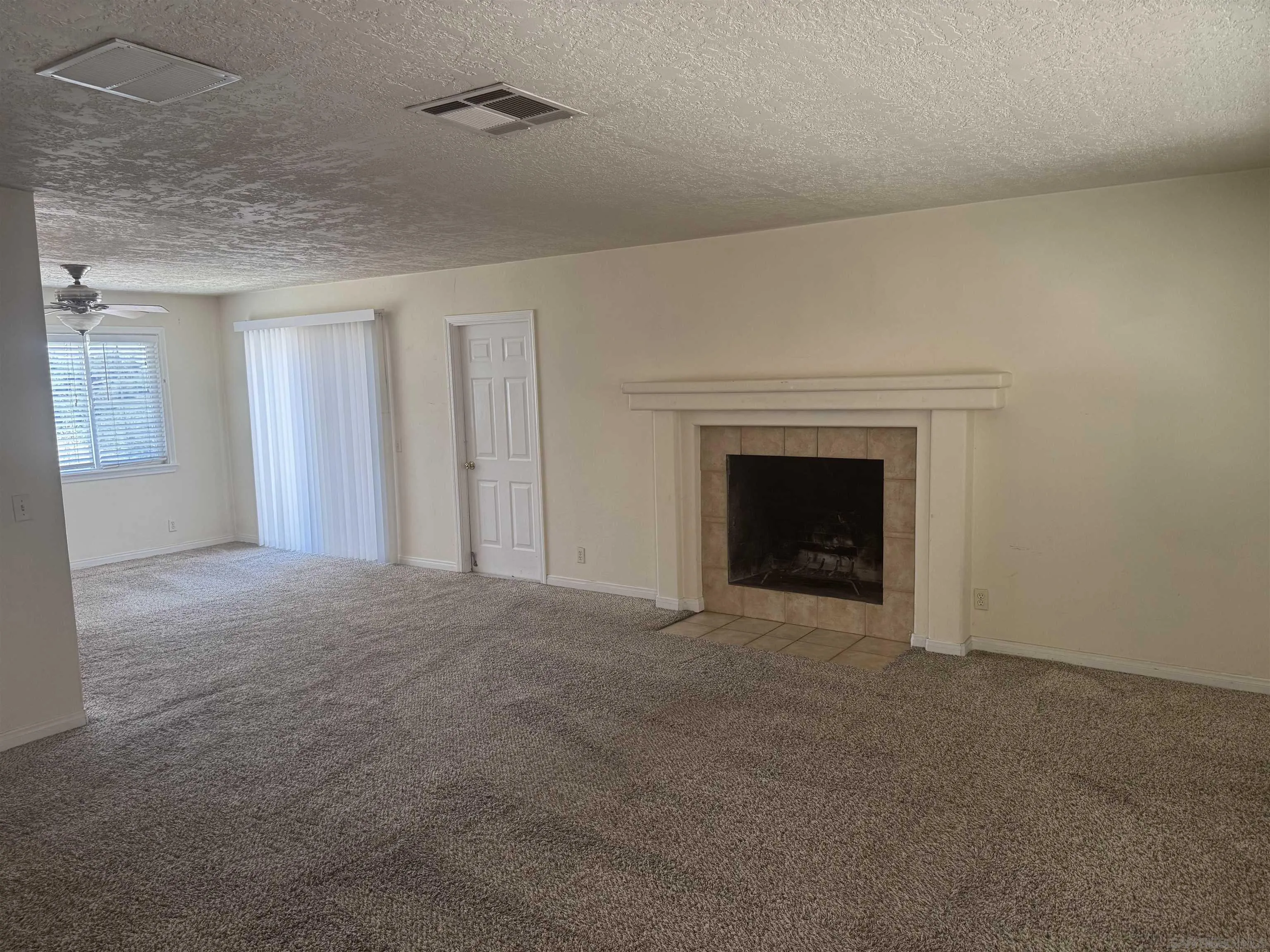26942 Oakmont Road Valley Center, CA 92082 - Photo 10 of 32