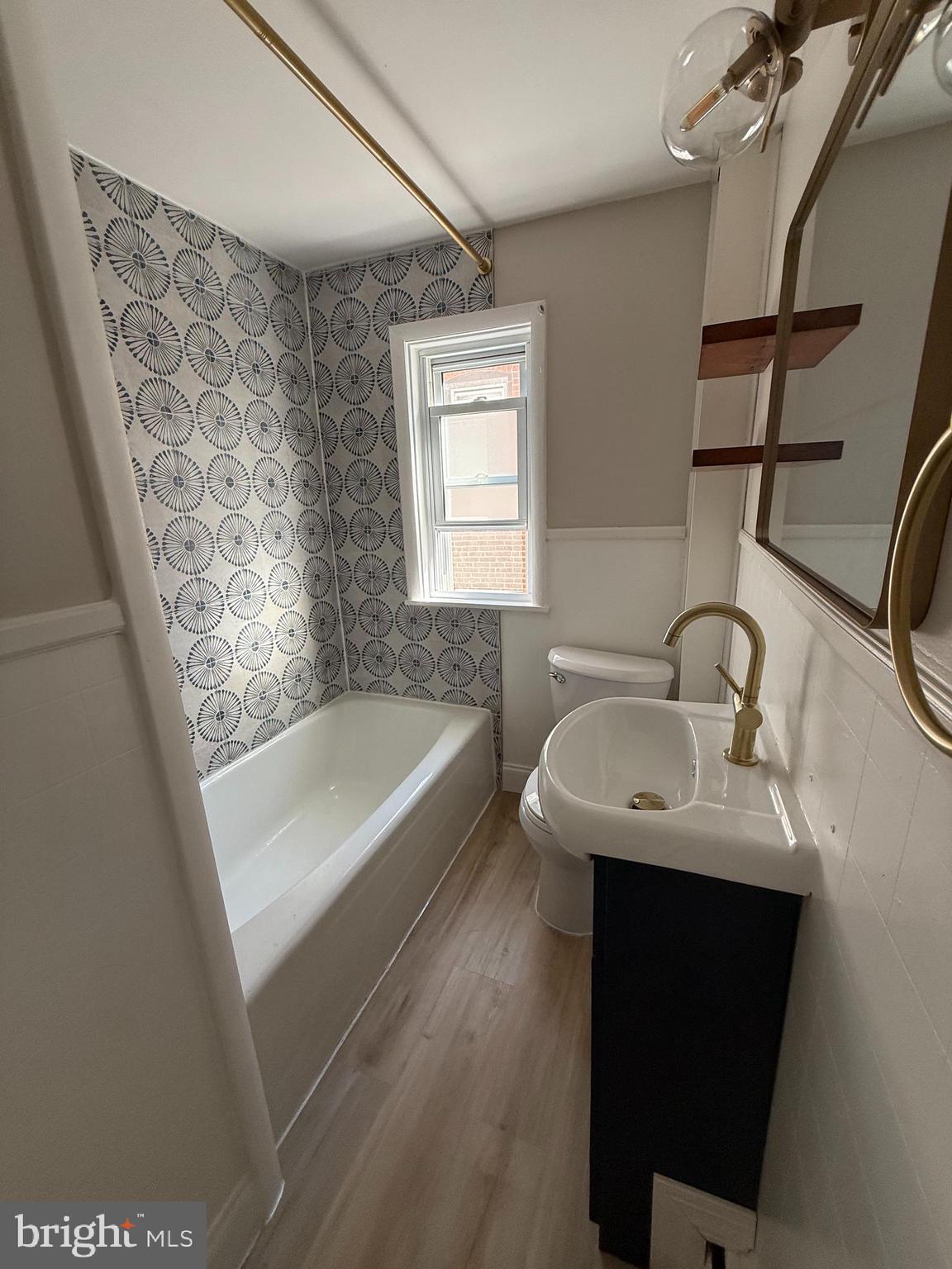 241 Fairview Road Crum Lynne, PA 19022 - Photo 17 of 34 a bathroom with a sink and a bathtub