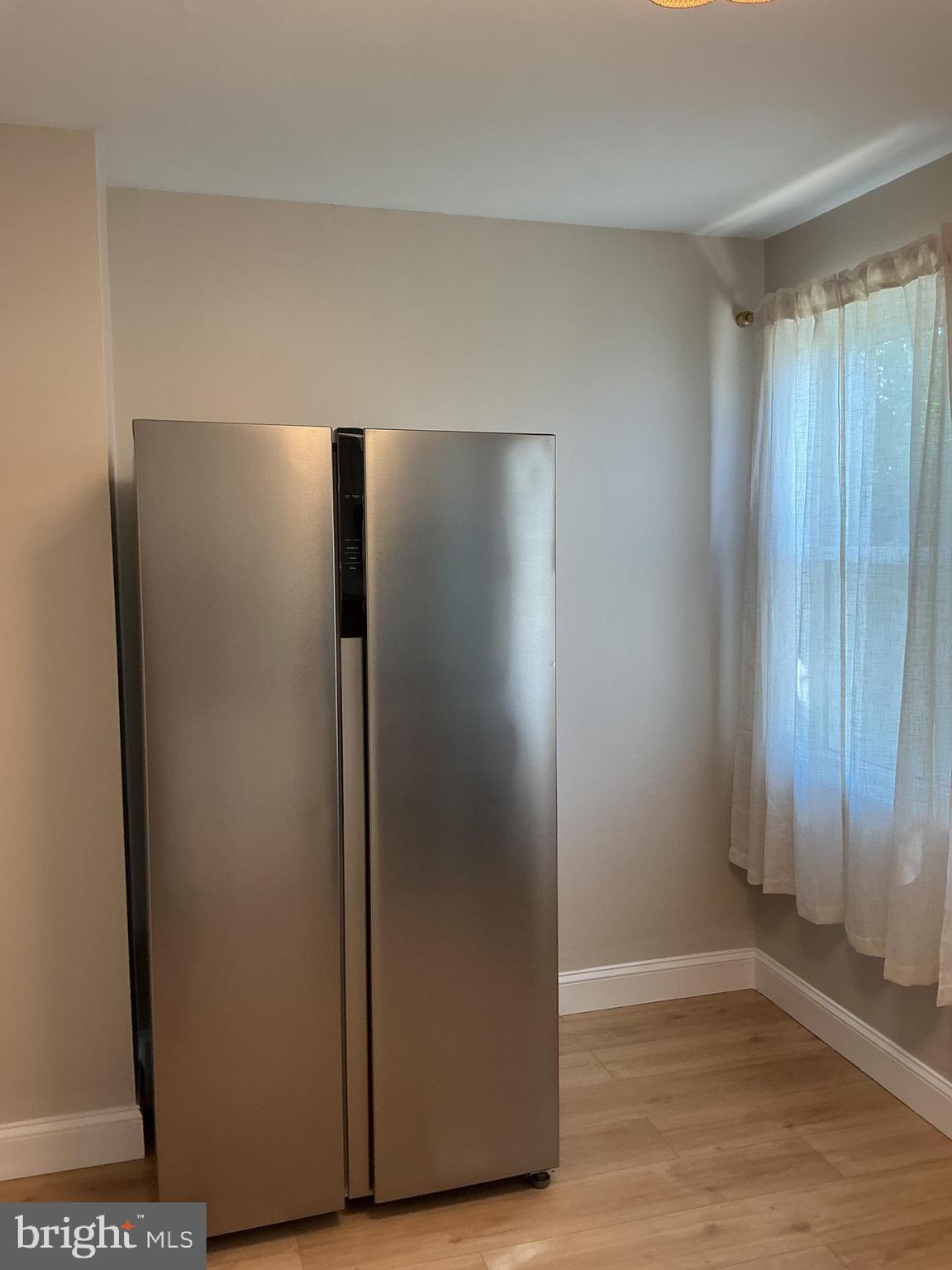 241 Fairview Road Crum Lynne, PA 19022 - Photo 10 of 34 a view of an empty room