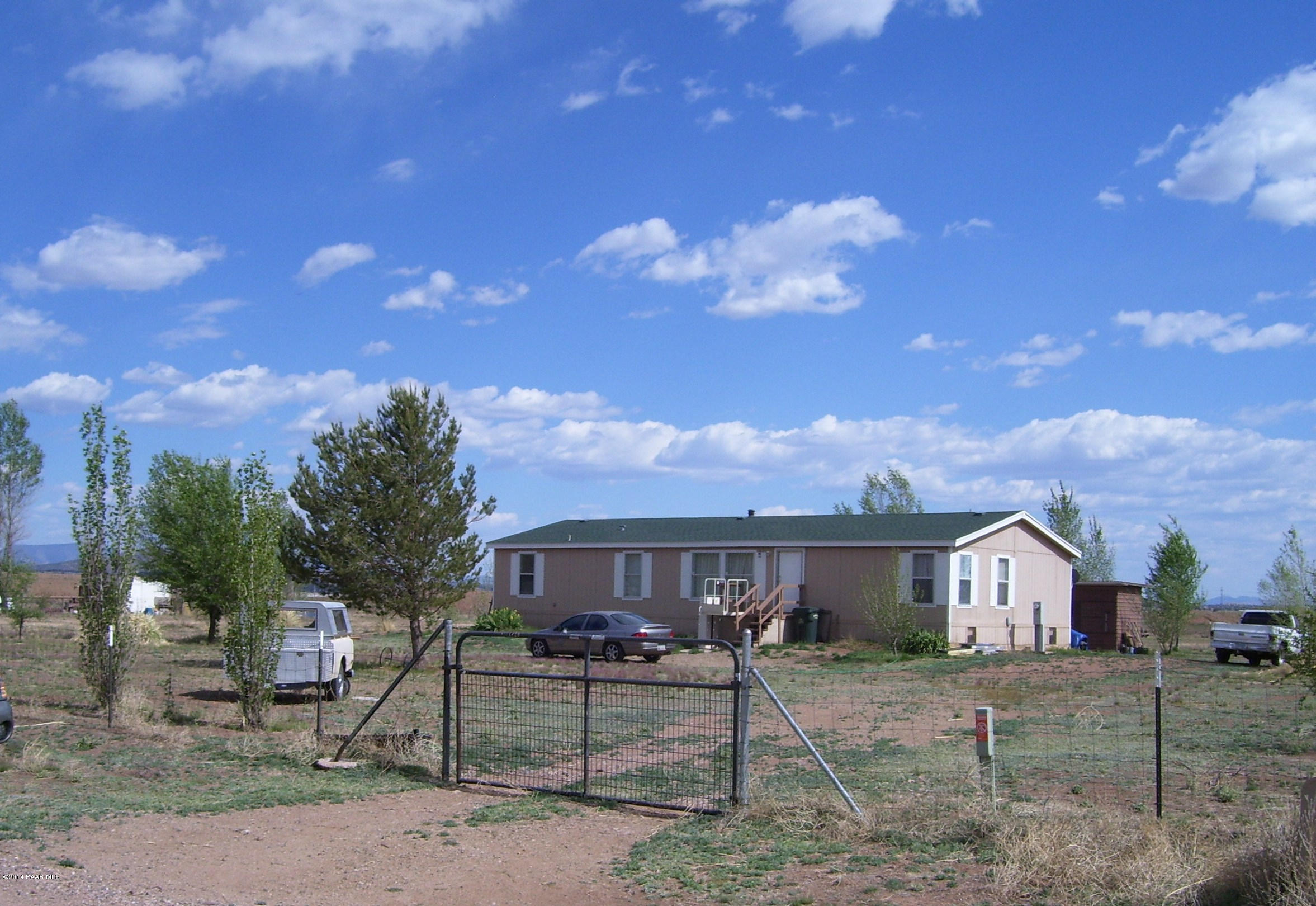 1829 West Deadwood Ranch Road Paulden, AZ 86334 - Photo 2 of 12 Front
