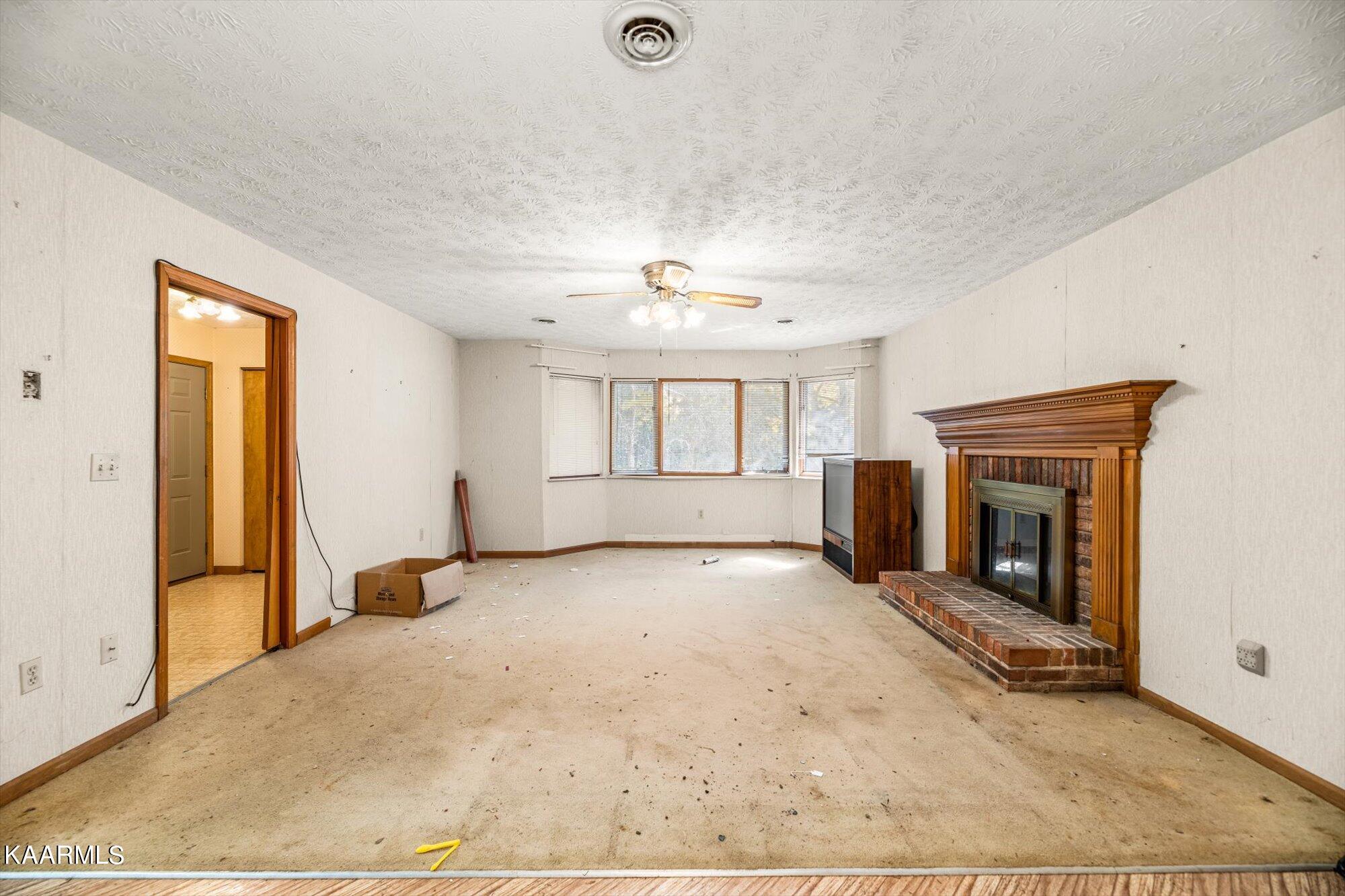 701 Freda Way Kodak, TN 37764 - Photo 12 of 38 12-701-Freda-Way-Kodak-TN-12