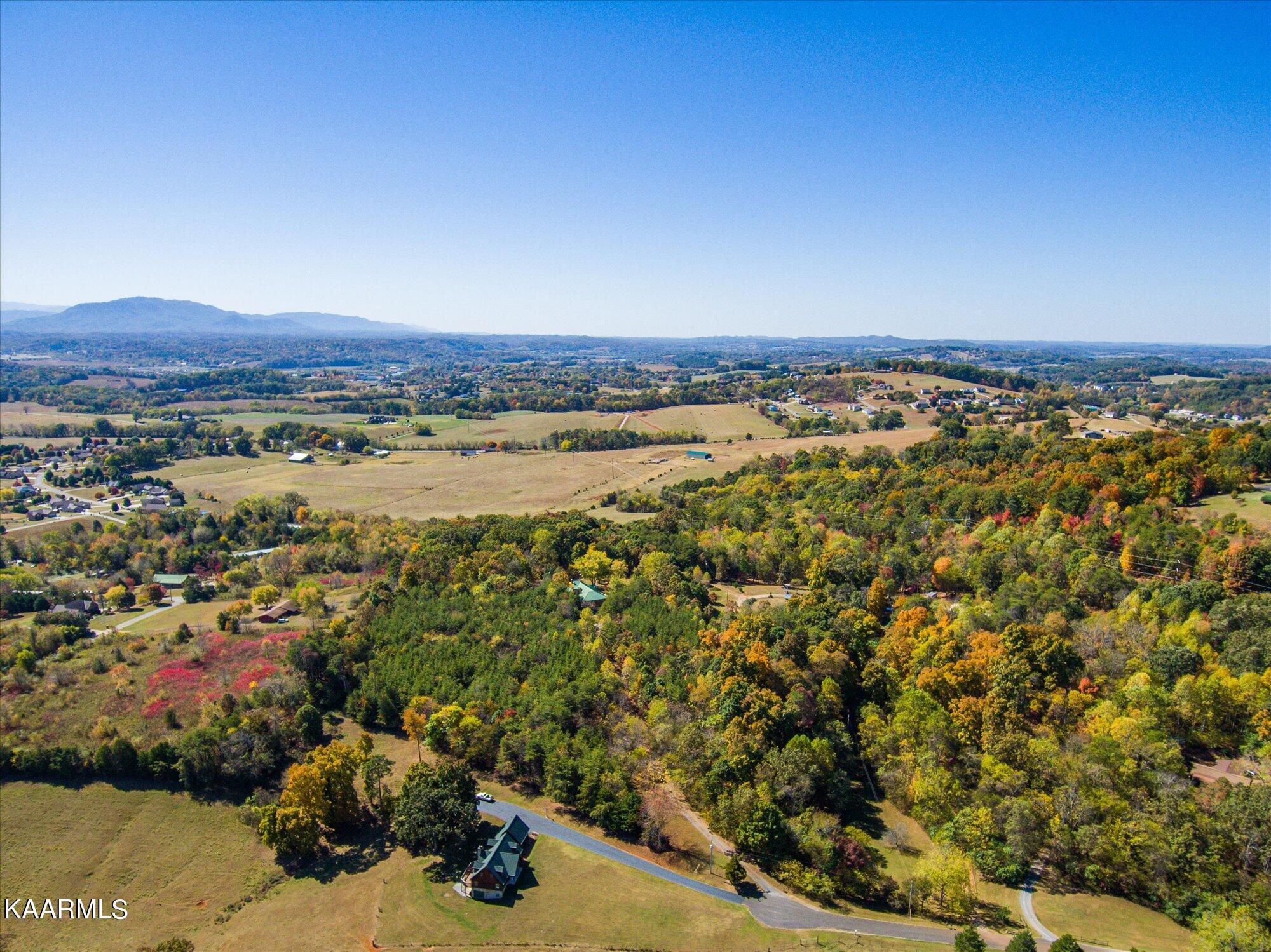701 Freda Way Kodak, TN 37764 - Photo 29 of 38 29-701-Freda-Way-Kodak-TN-29