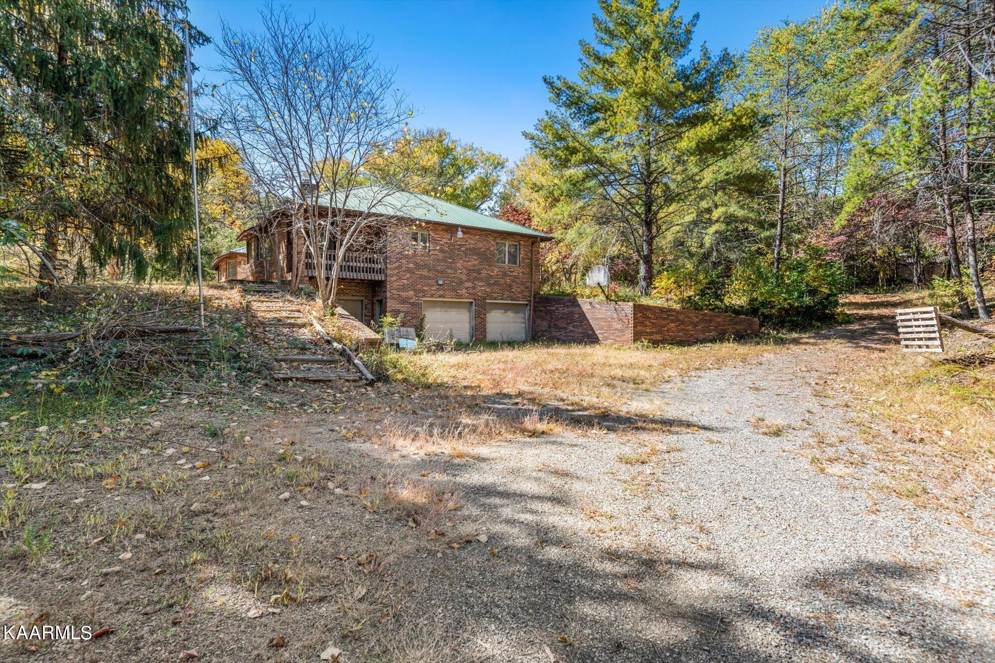 701 Freda Way Kodak, TN 37764 - Photo 3 of 38 03-701-Freda-Way-Kodak-TN-3