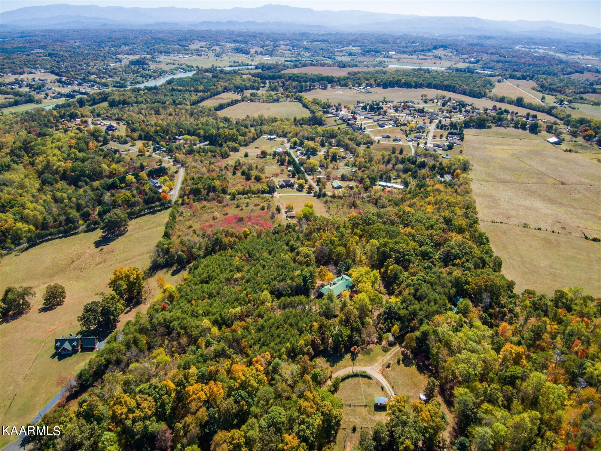 701 Freda Way Kodak, TN 37764 - Photo 37 of 38 37-701-Freda-Way-Kodak-TN-37