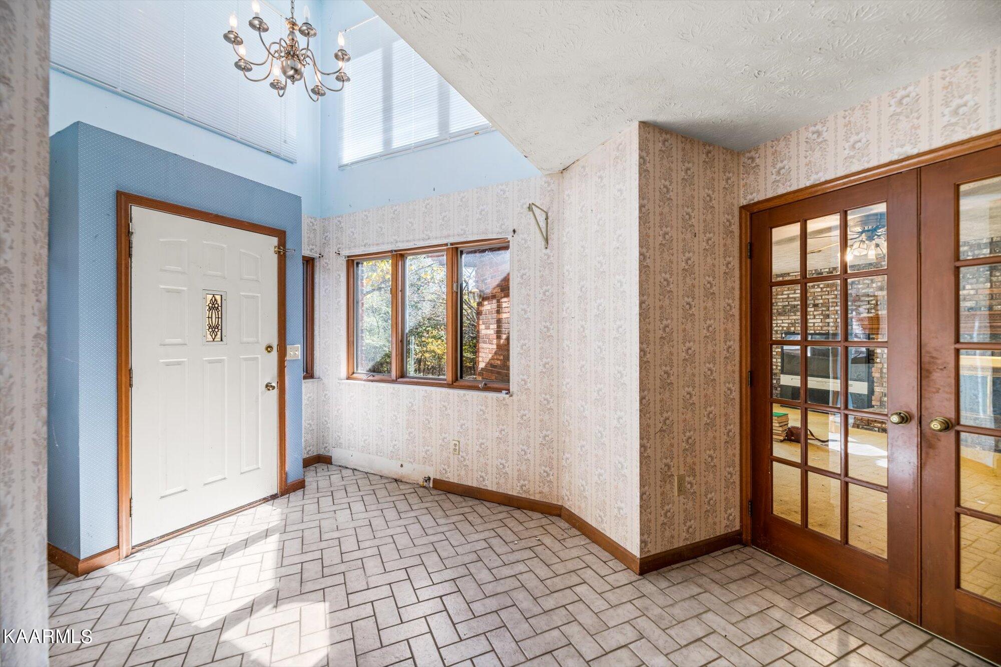 701 Freda Way Kodak, TN 37764 - Photo 4 of 38 04-701-Freda-Way-Kodak-TN-4