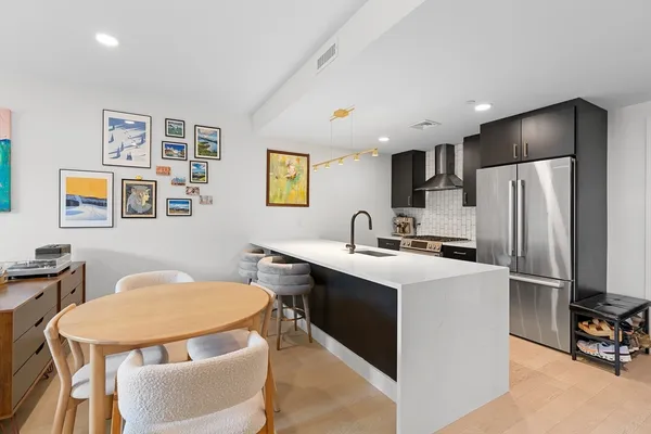 $655,000 | 395 Alewife Brook Parkway, Unit 3B, Somerville, MA 02144