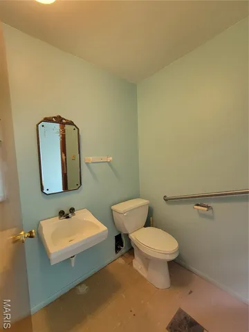 $149,000 | 228 Church Street, Winfield, MO 63389