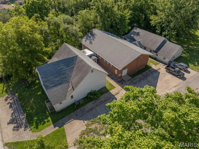 $149,000 | 228 Church Street, Winfield, MO 63389