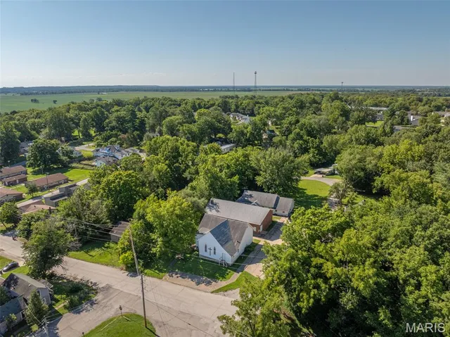 $149,000 | 228 Church Street, Winfield, MO 63389