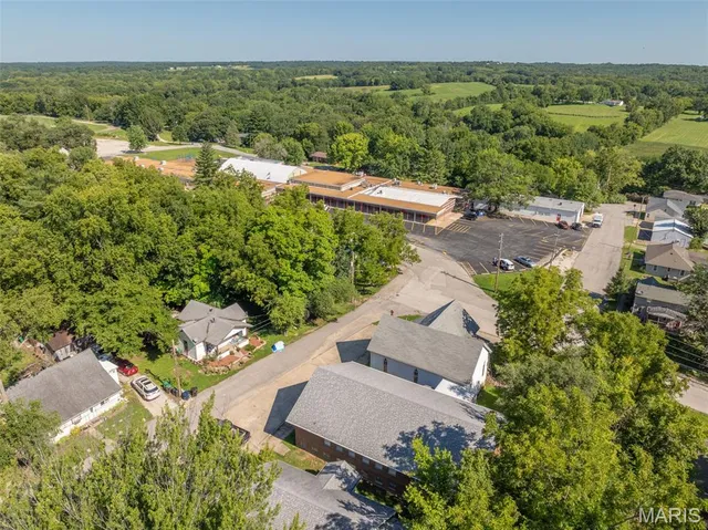 $149,000 | 228 Church Street, Winfield, MO 63389