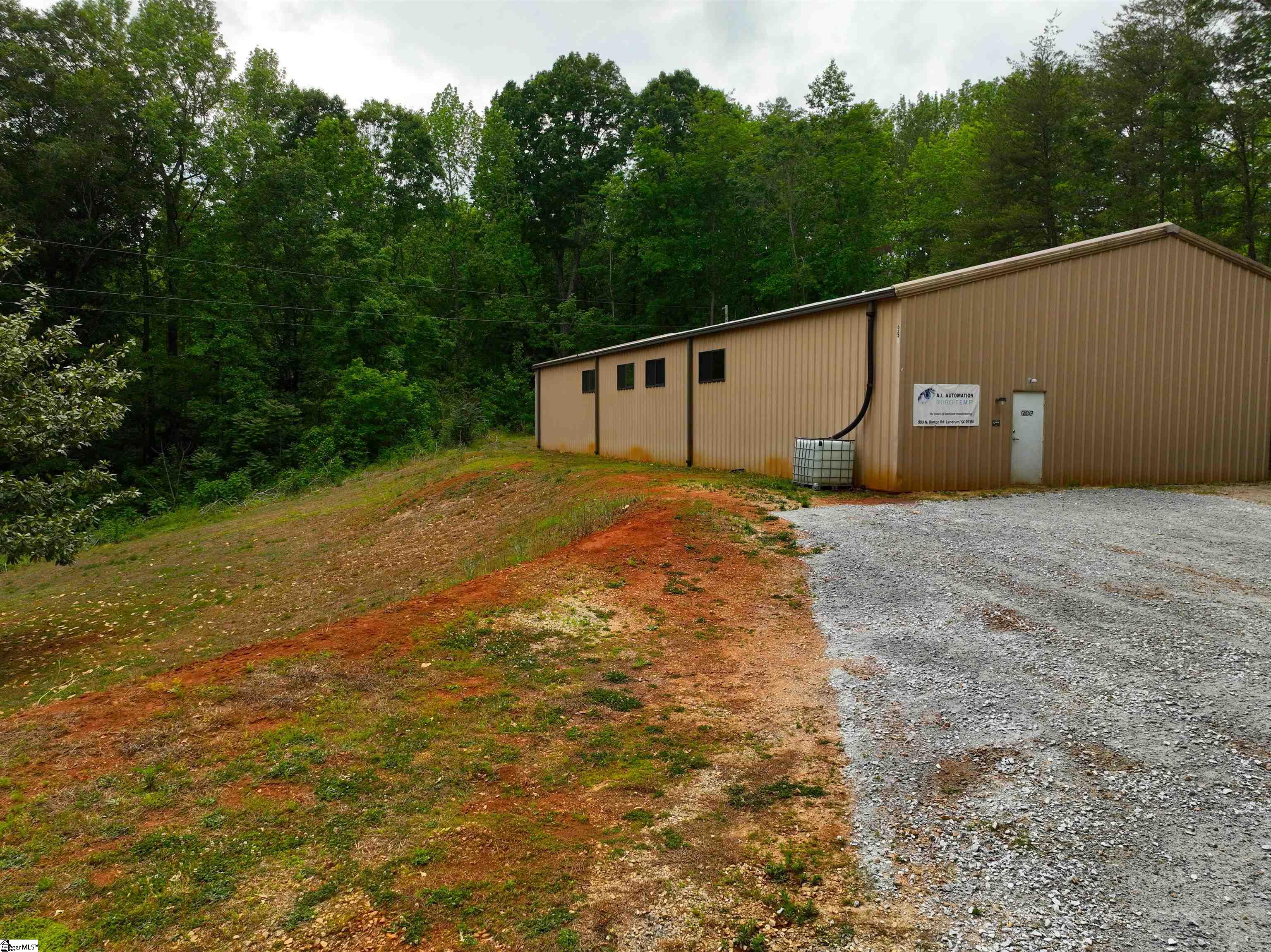 993 North Barton Road Landrum, SC 29356 - Photo 21 of 28