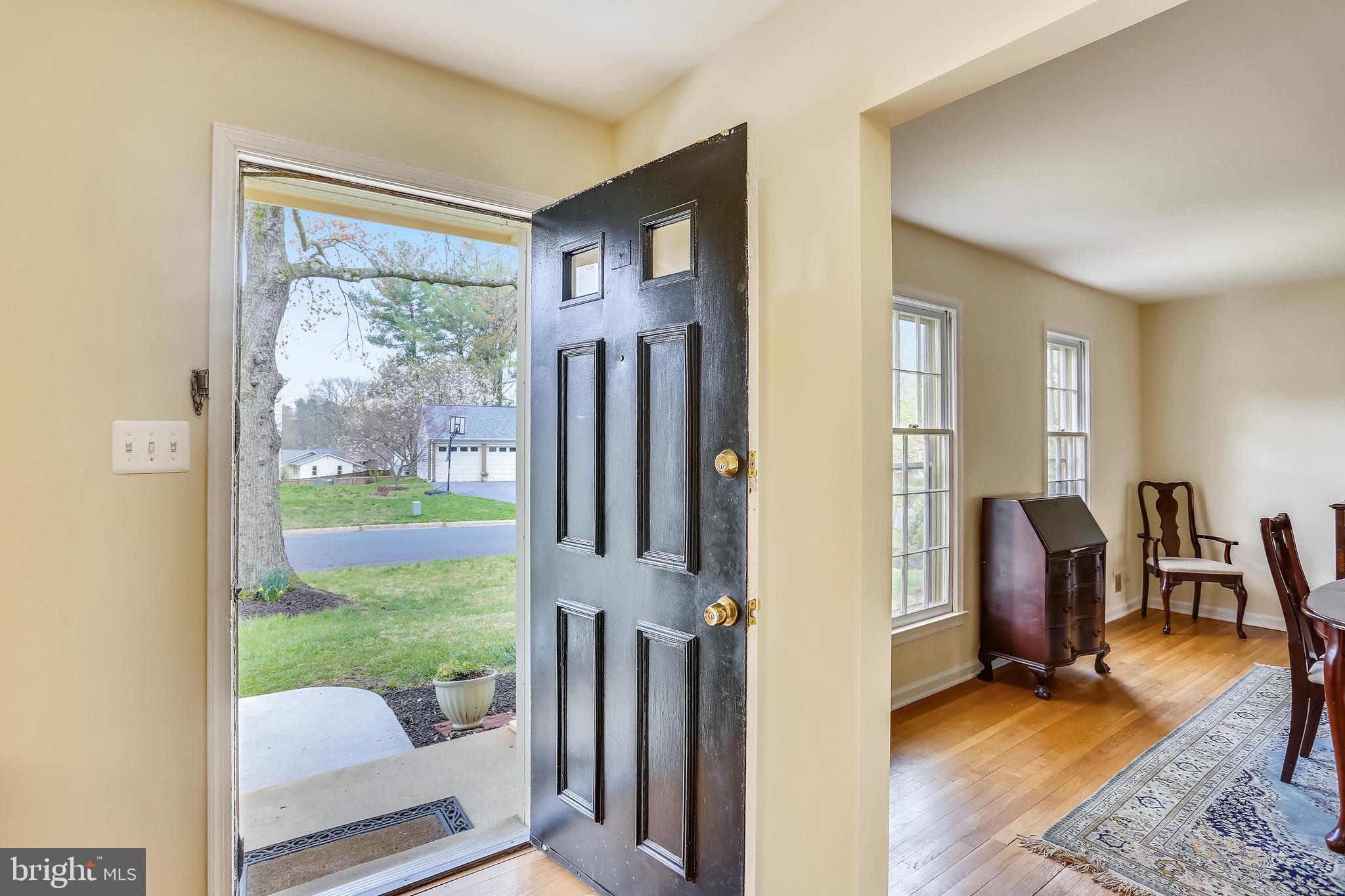 1908 Cradock Street Silver Spring, MD 20905 - Photo 4 of 80