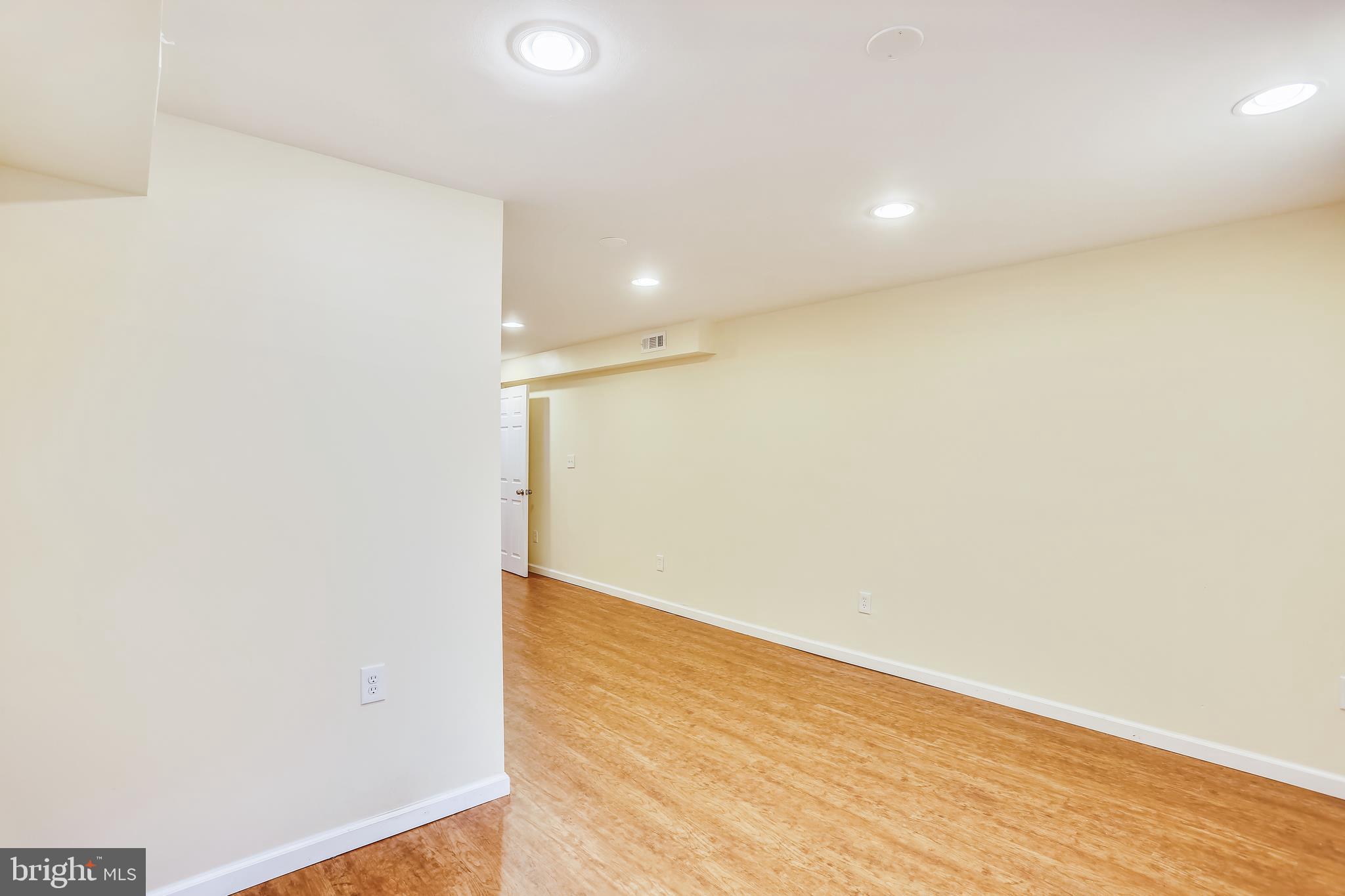 1908 Cradock Street Silver Spring, MD 20905 - Photo 53 of 80